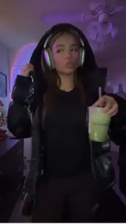 currently 5:27am 🤦♀️
