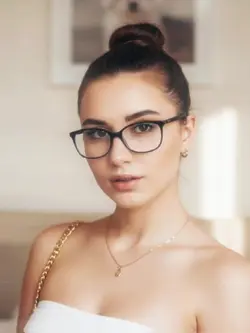 Tuffati in quel FUNK e vivi in slow motion l’attimo più cool.