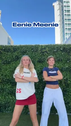 Eenie Meenie!❤️❤️❤️