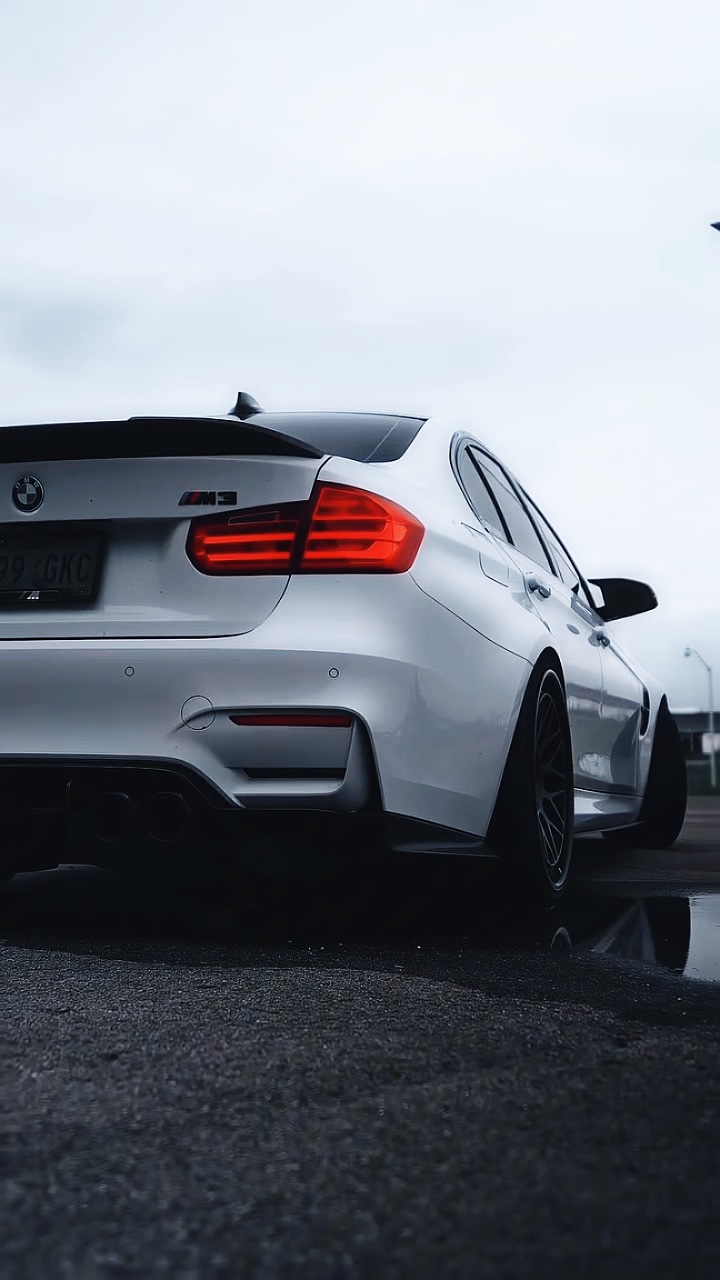 BMW M5 - MODIFICATION VIRALE 
