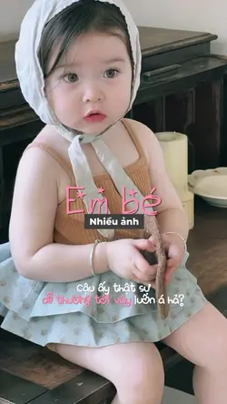 Em bé xinh