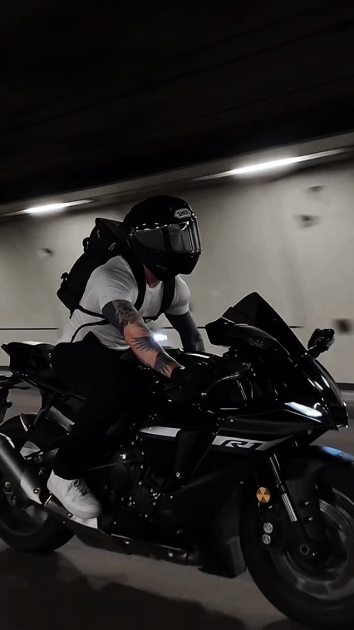 MOTO> 2VIDÉO <🕷️🕸️