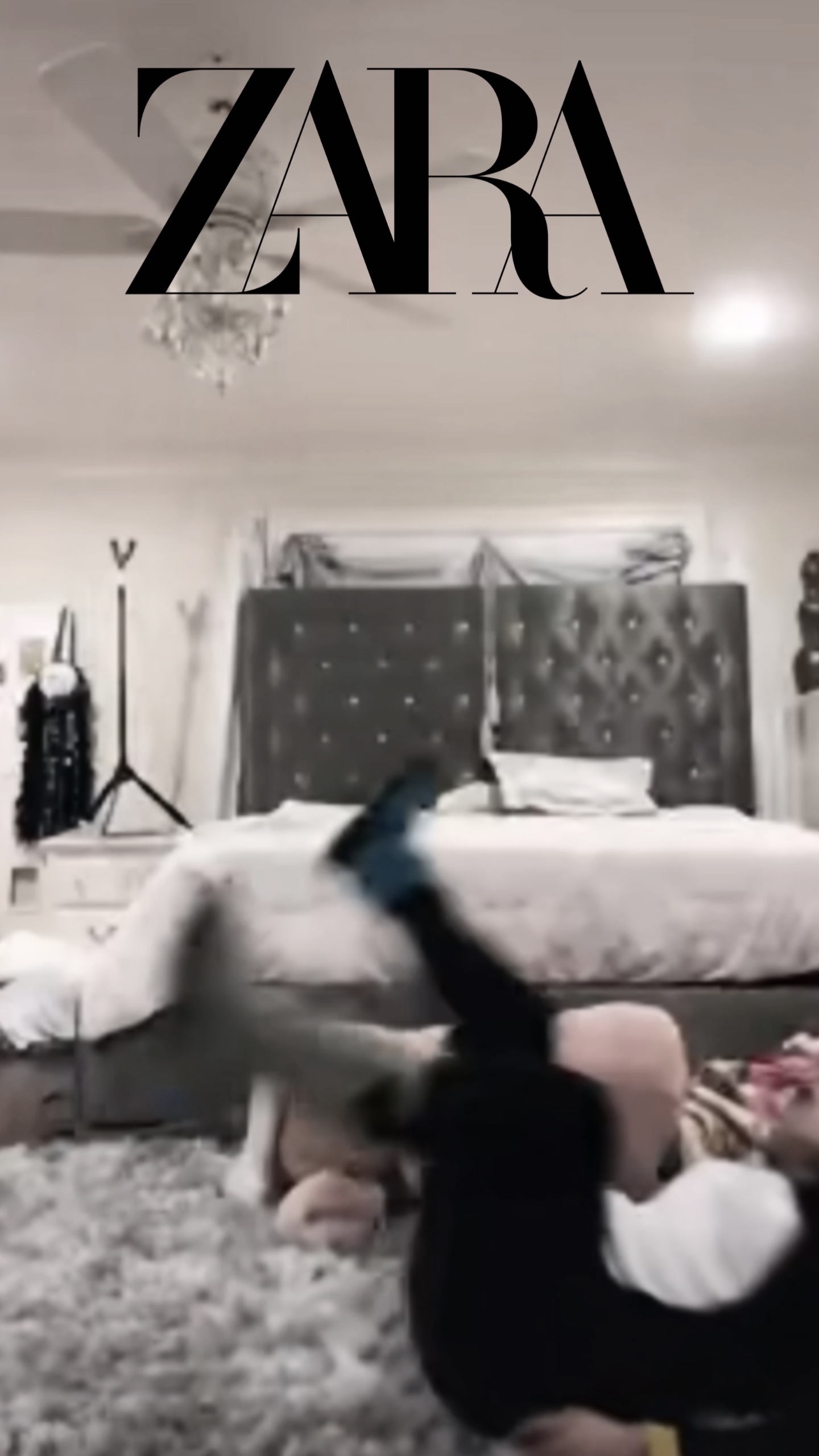 POV: Zara models… 