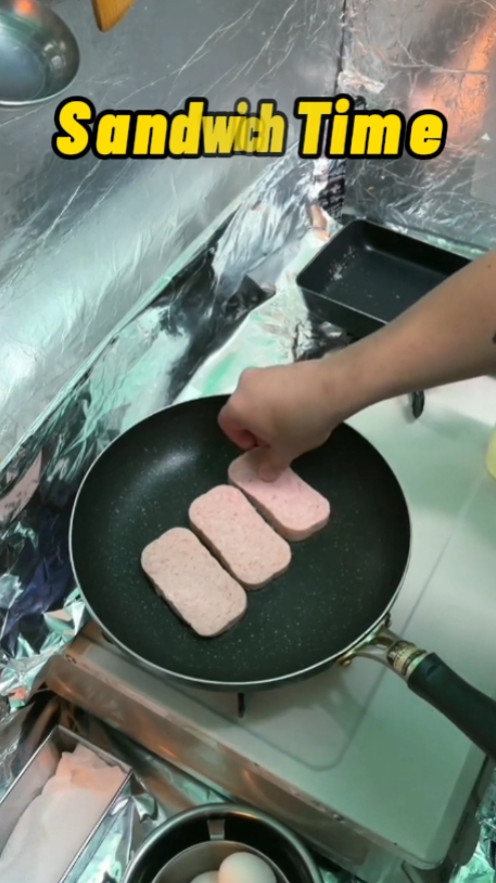 Sandwich Time 