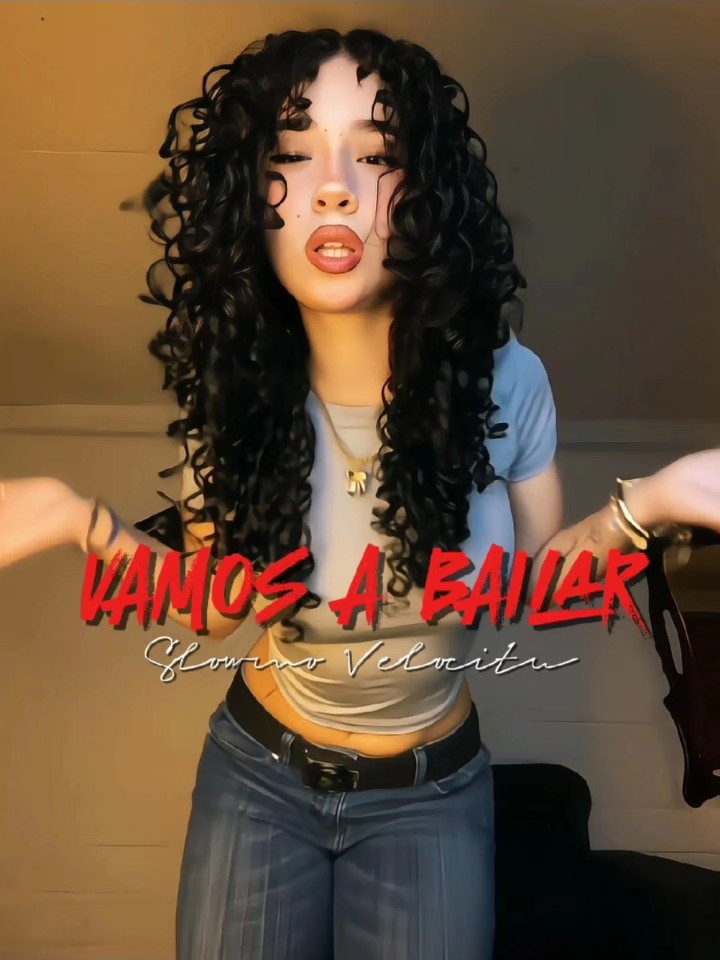 VAMOS A BAILAR 