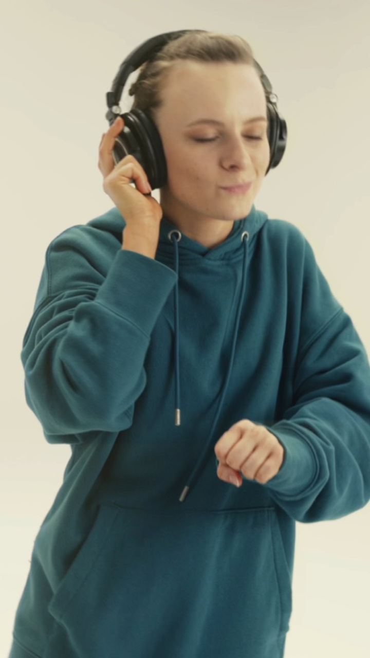 Produit casque léger et style tiktok facile.