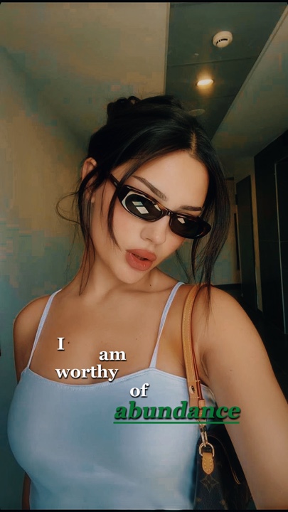 money loves me