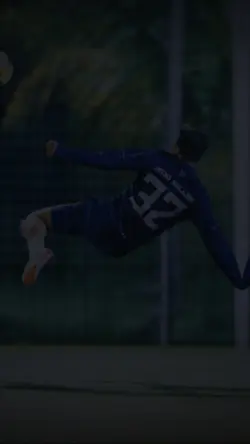 Ada gambar bola?