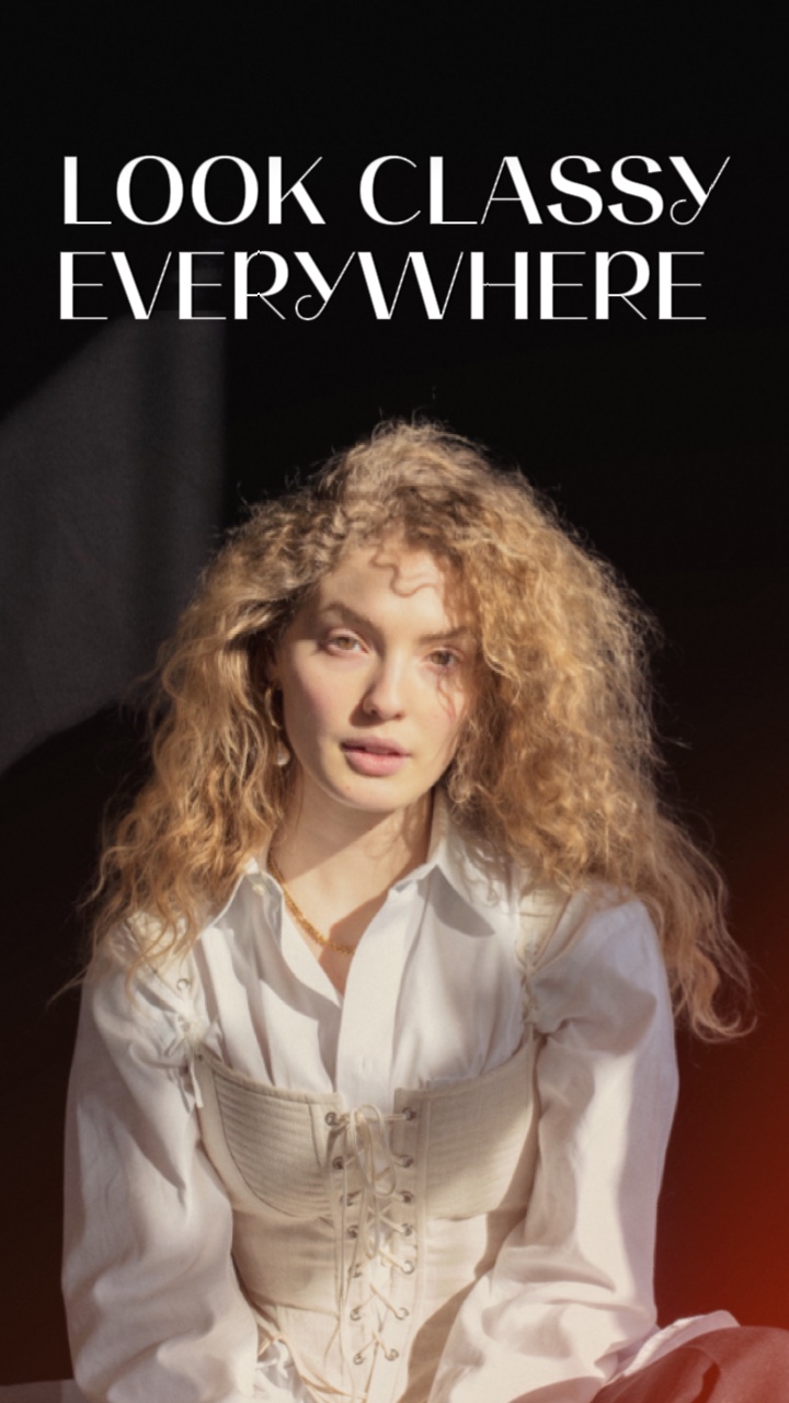 Présentoir de vêtements pour femmes dans le style TikTok 