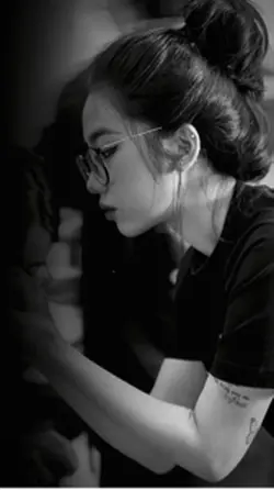 1 ảnh + màu