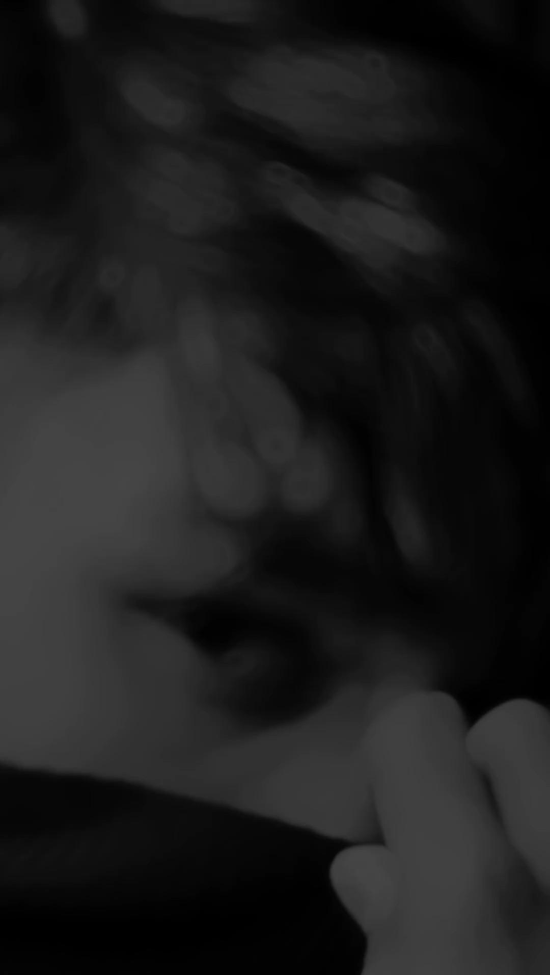 بالعين راسم صورتك