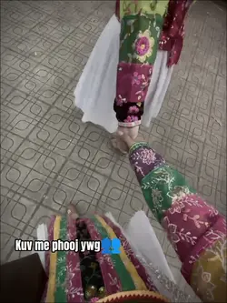 kuv me phooj ywg