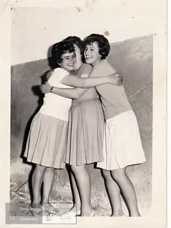 HUG OLD PHOTO