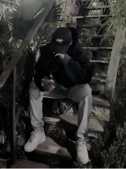 Thiệp Hồng mời anh