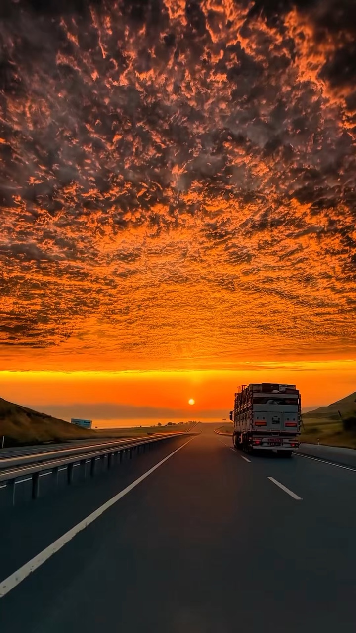 6 video road trip