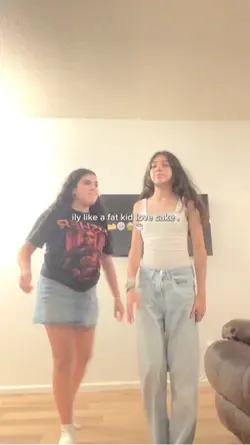 Fat kid love Cake 🍰