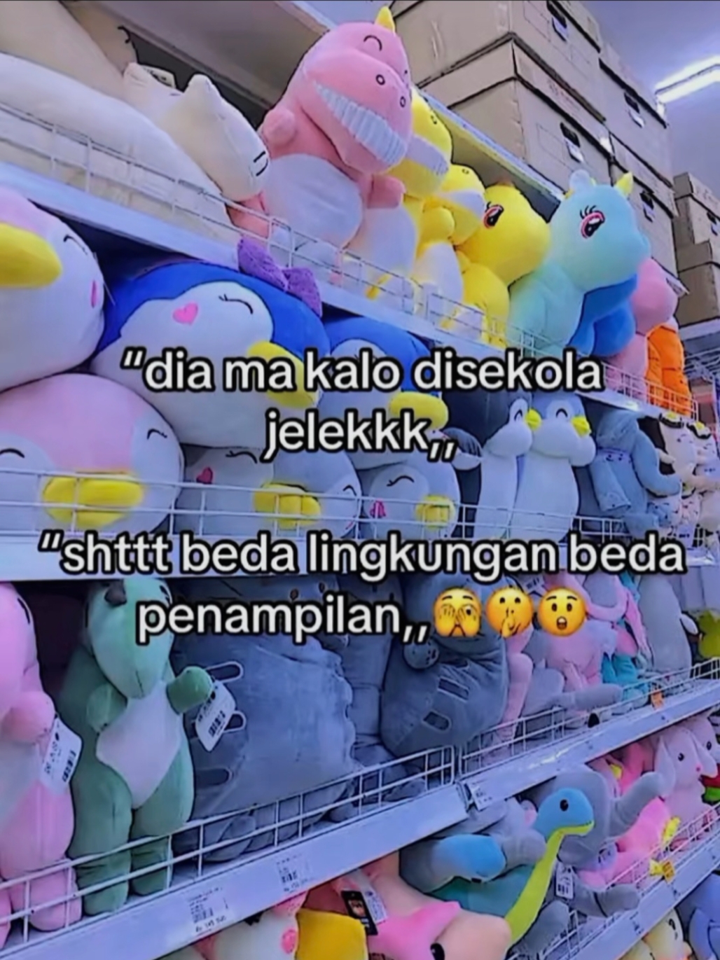 beda lingkungan beda
