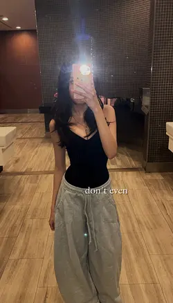 LIRIK 1 FOTO KECE