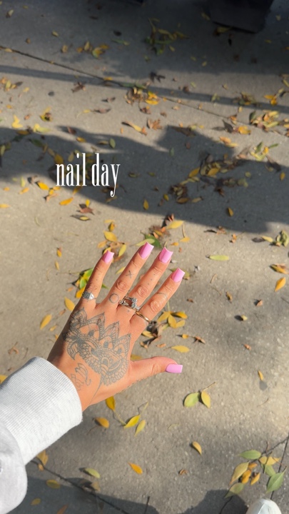 nail day🤍