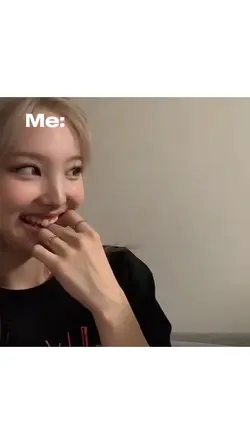 Blushing nayeon meme