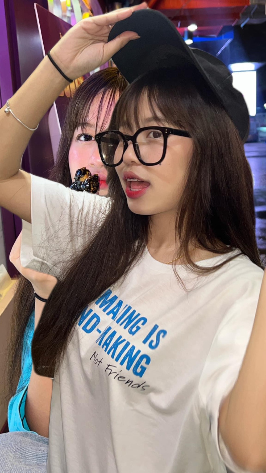 บ่ฮักกะเซาเถาะ