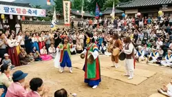 탈춤정치풍자