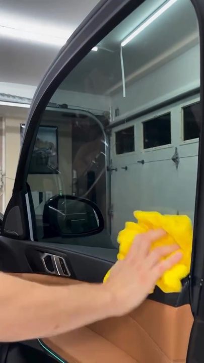 tinting car