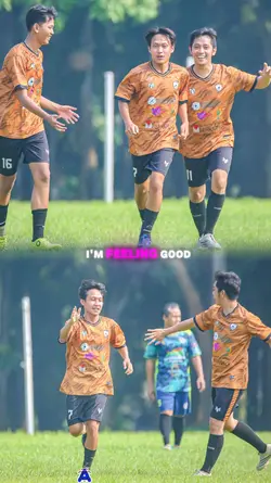 2 foto bola lirik