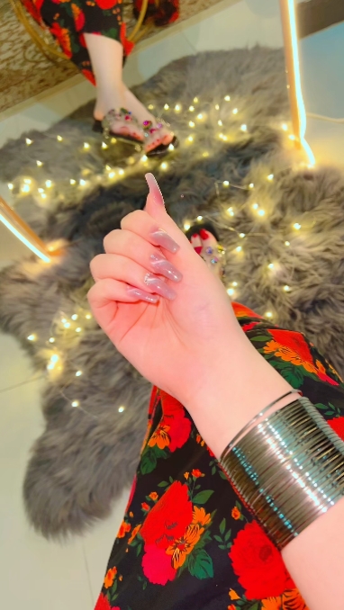 Hand 