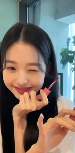 名前と写真入れるだけ！！