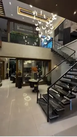 Mansion black 
