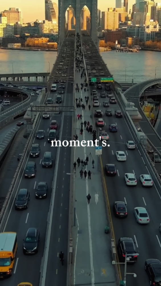 moment's 