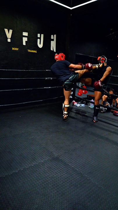 Treino de muaythai