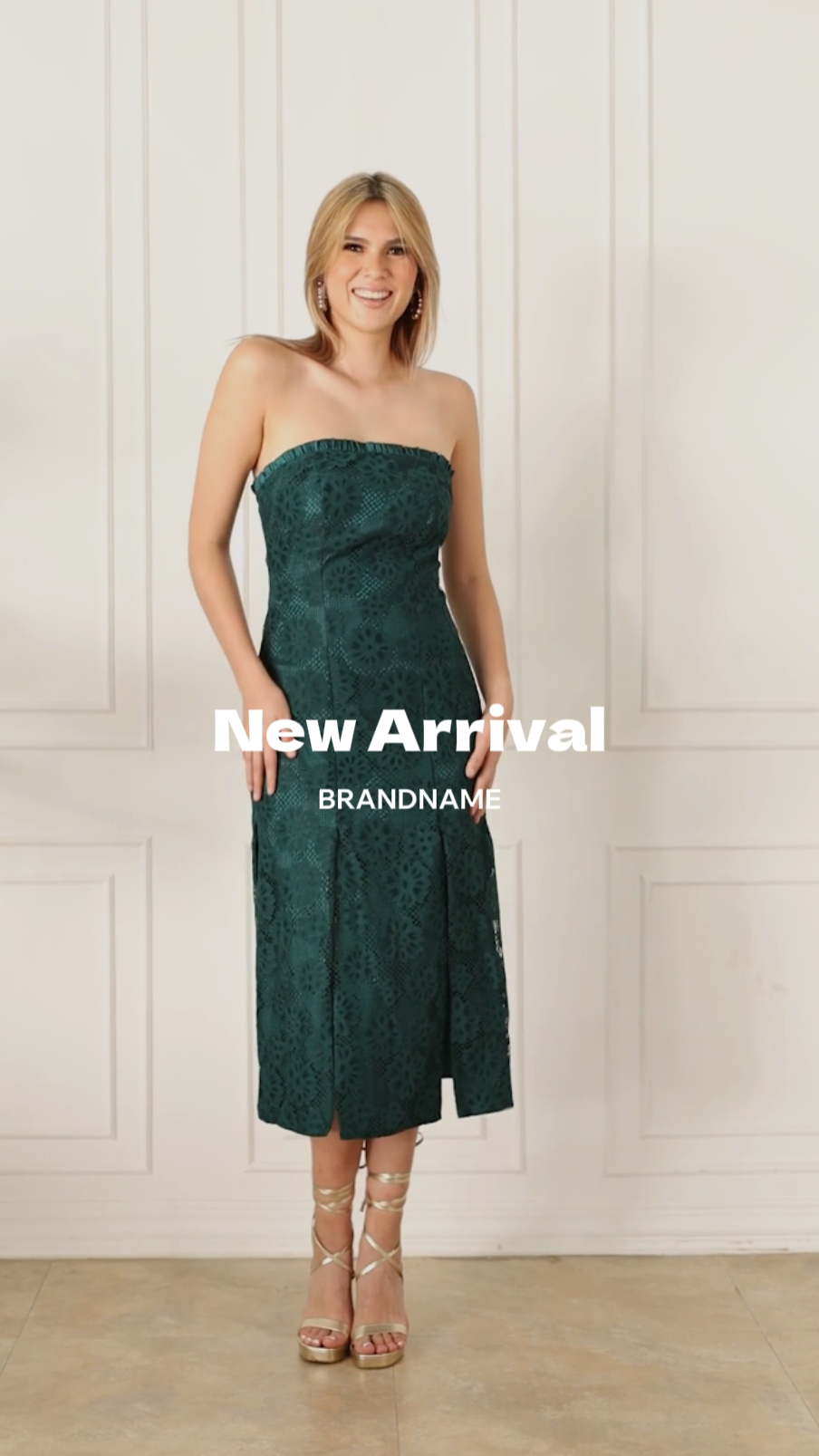 Mode Original, Kleid Produkt Display,
Minimalistischer Stil, TikTok-Stil