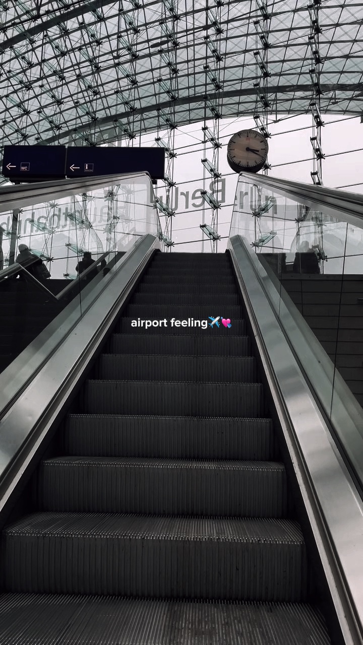 airport feeling
