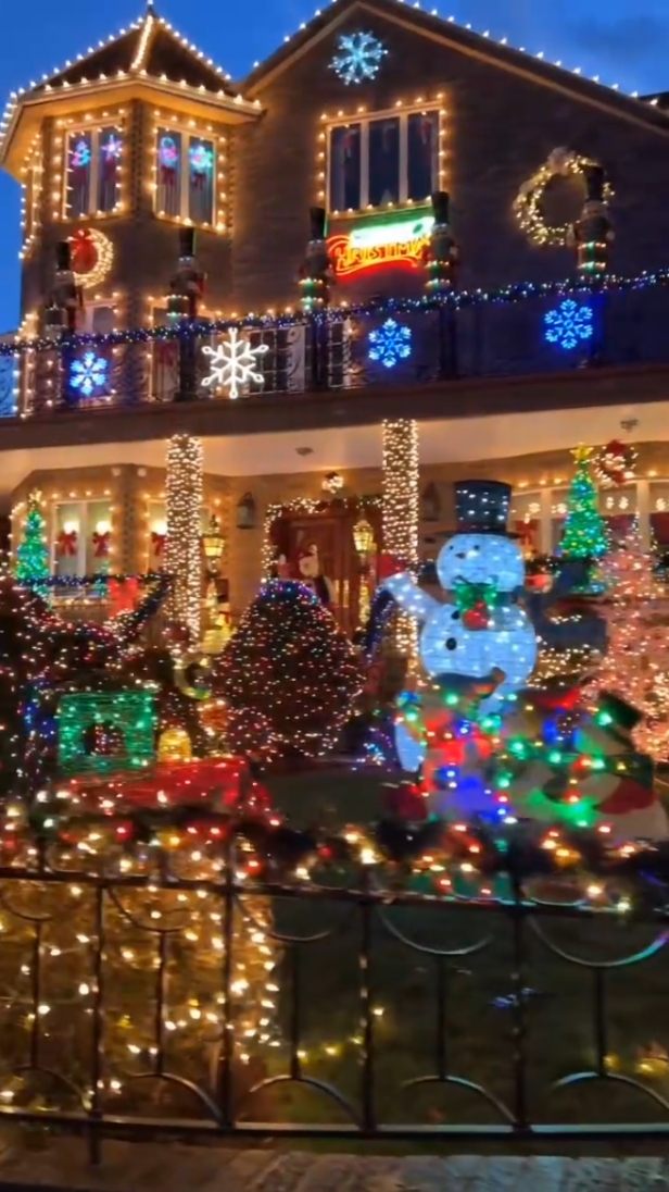 HalloweenXChristmas 