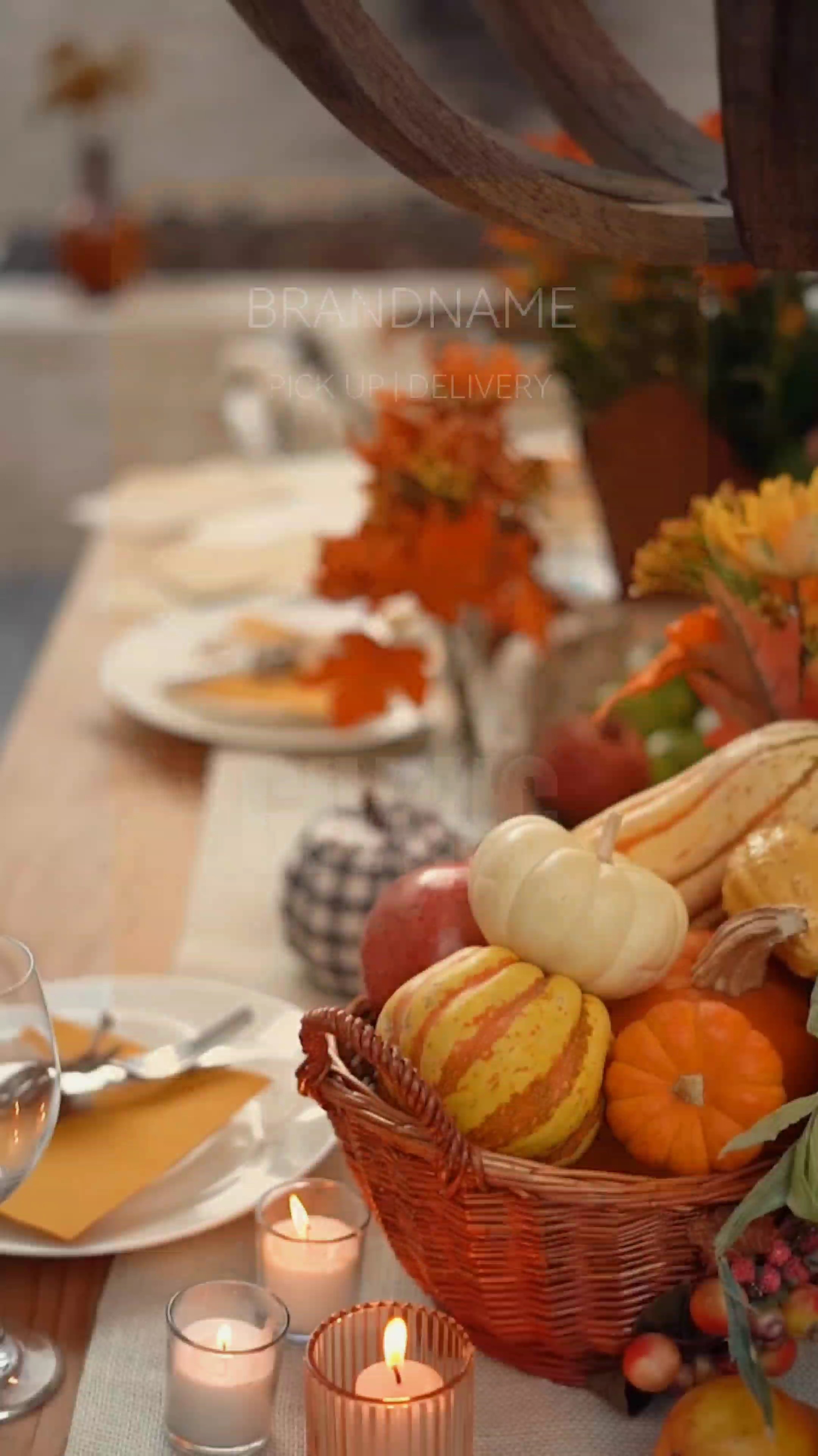 Modèle de nourriture et de restaurant pour Thanksgiving 
