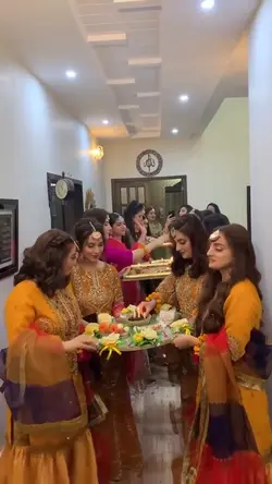 Many clips mehndi