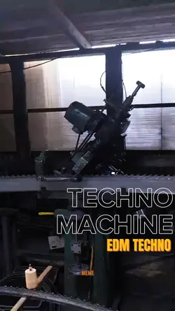 TECHNO MACHINE