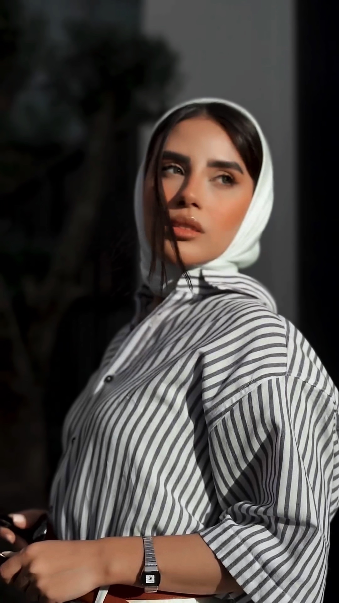 < FOR FASHION 