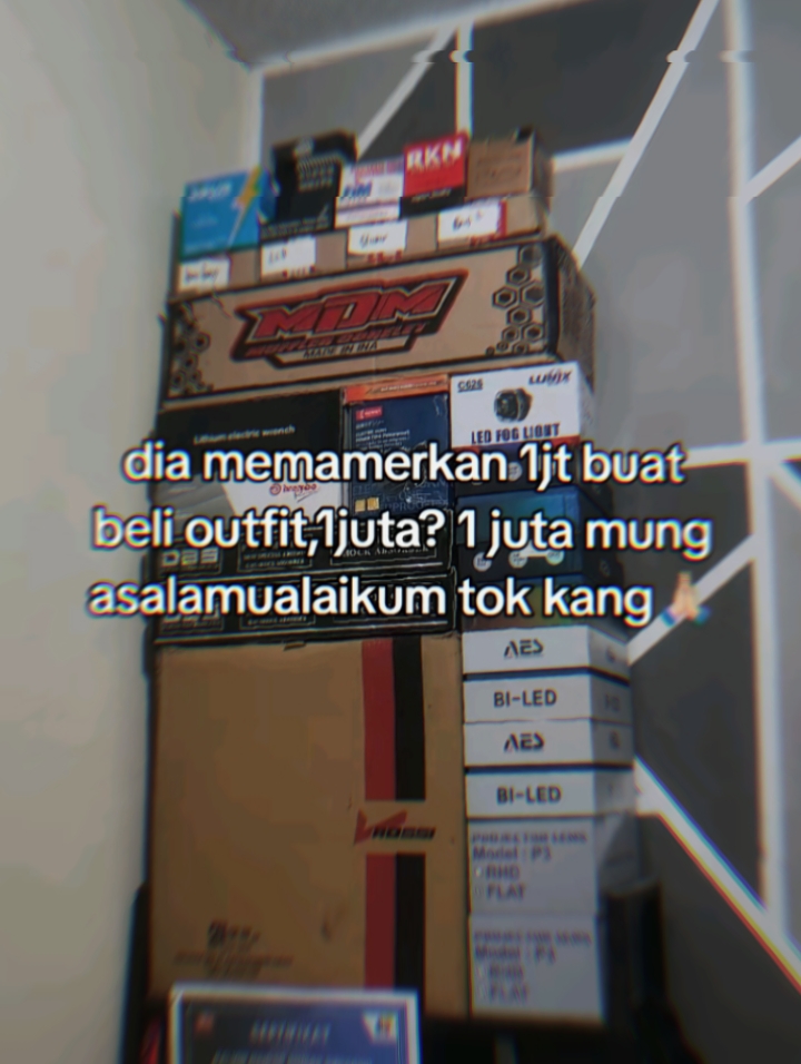dia memamerkan 1jt