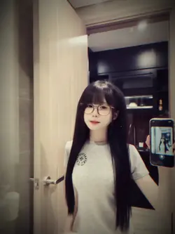 1 VIDEO + 12 ẢNH