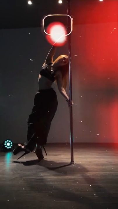Pole dance