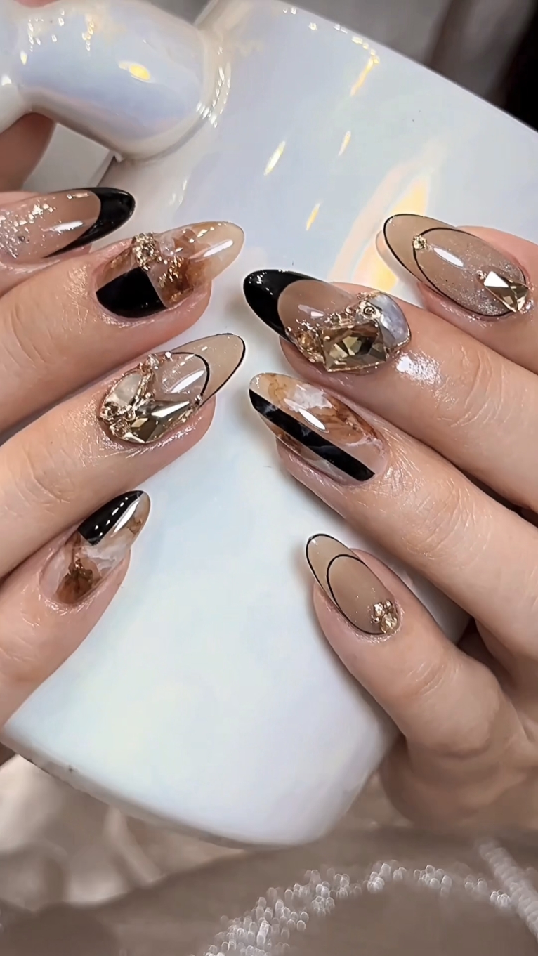 NAILS 2