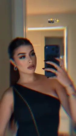 photo mirror blur