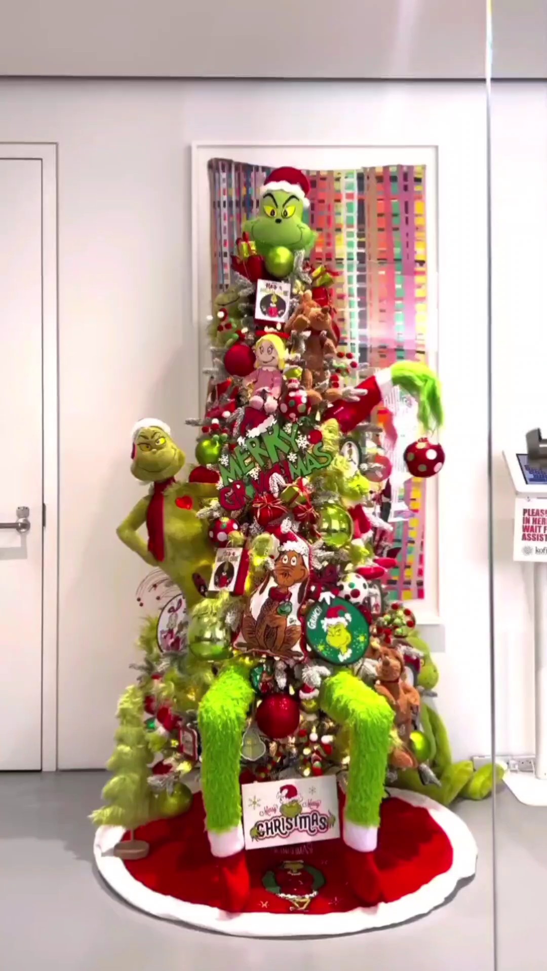 Árvore de natal dos desenhos animados 