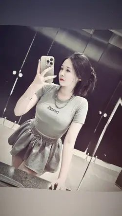 Anh lỡ lấy tiền em