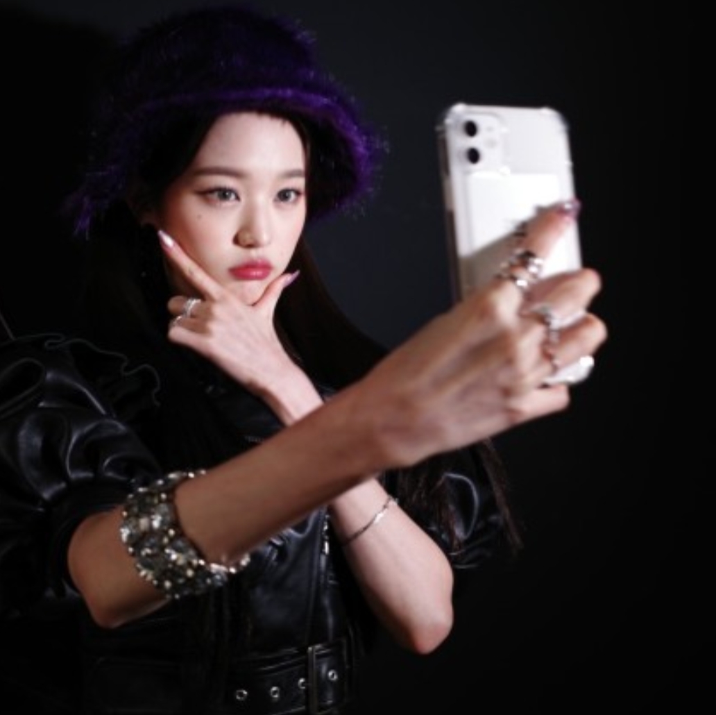감성이 아니쟈냐...