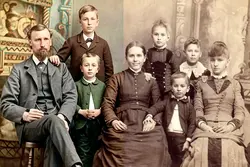 OLD Photo Restorasi