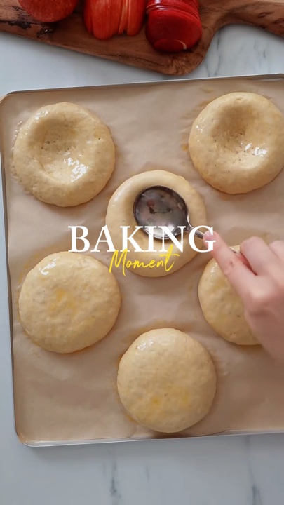 Baking Moment